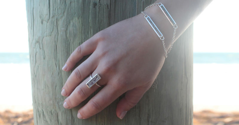 Hot Jewelry to Wear in Cold Months hand wearing bracelet