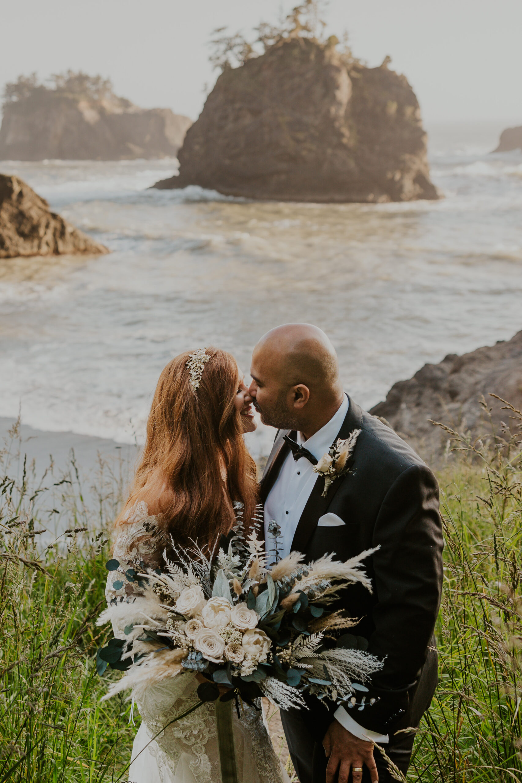 Jami Santor Venturing Vows photography for weddings, wedding jewelry forever keepsakes and cremation jewelry.