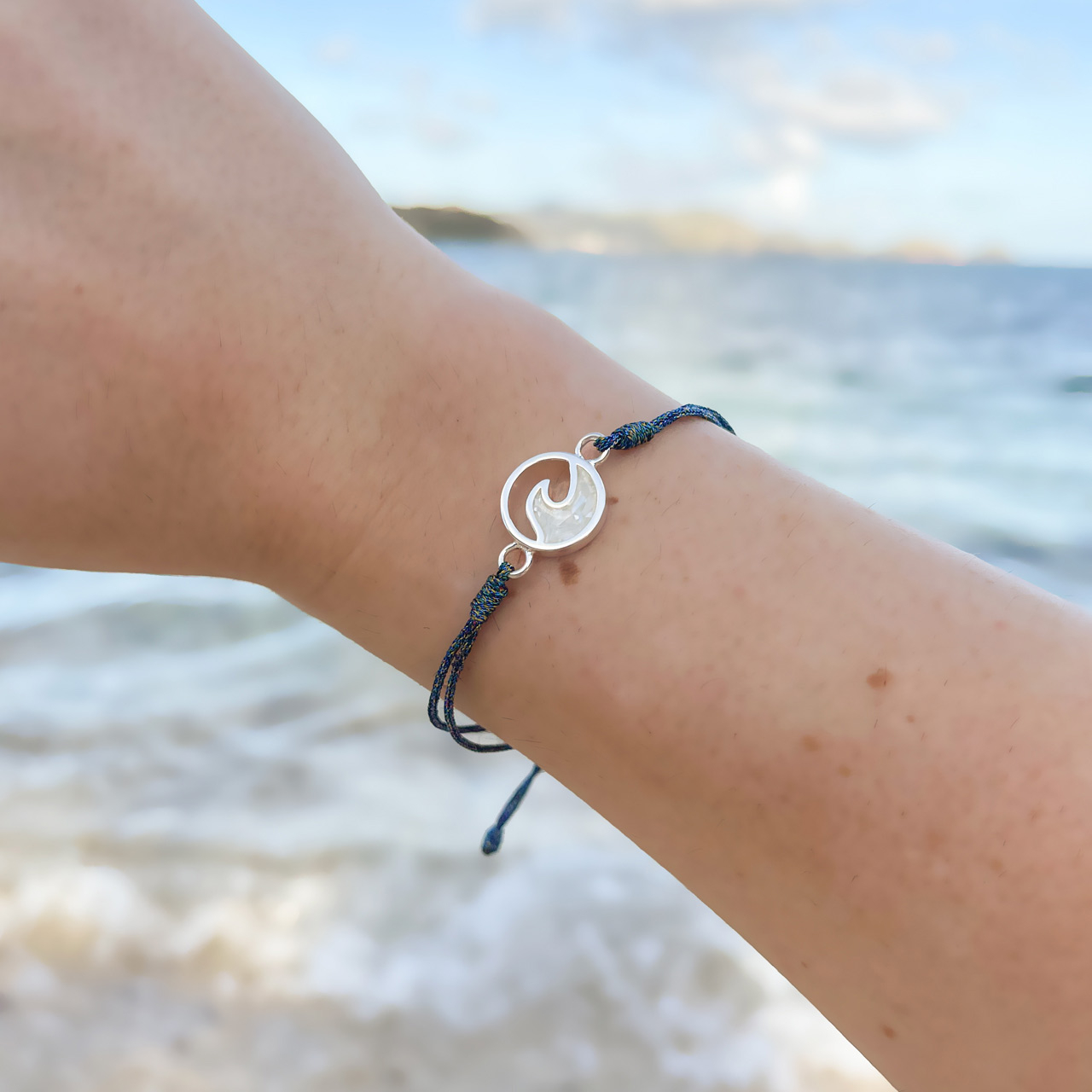 Touch the World - Cresting Wave Bracelet - Ocean Blue Muse 